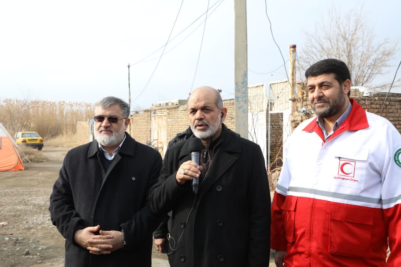 آلبوم تصویری / بازدید وزیر کشور به همراه استاندار آذربایجانغربی از مناطق زلزله زده شهرستان خوی